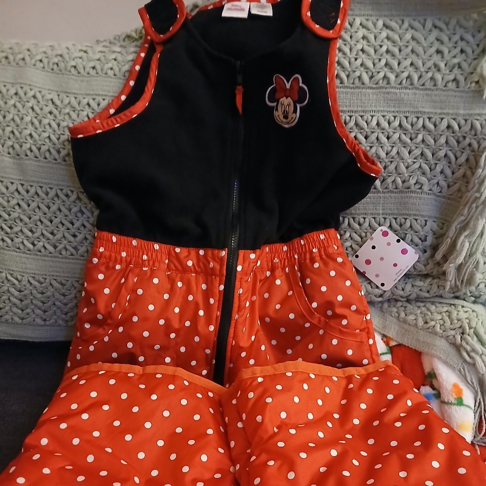 Mini Mouse Snow Bib Size Medium